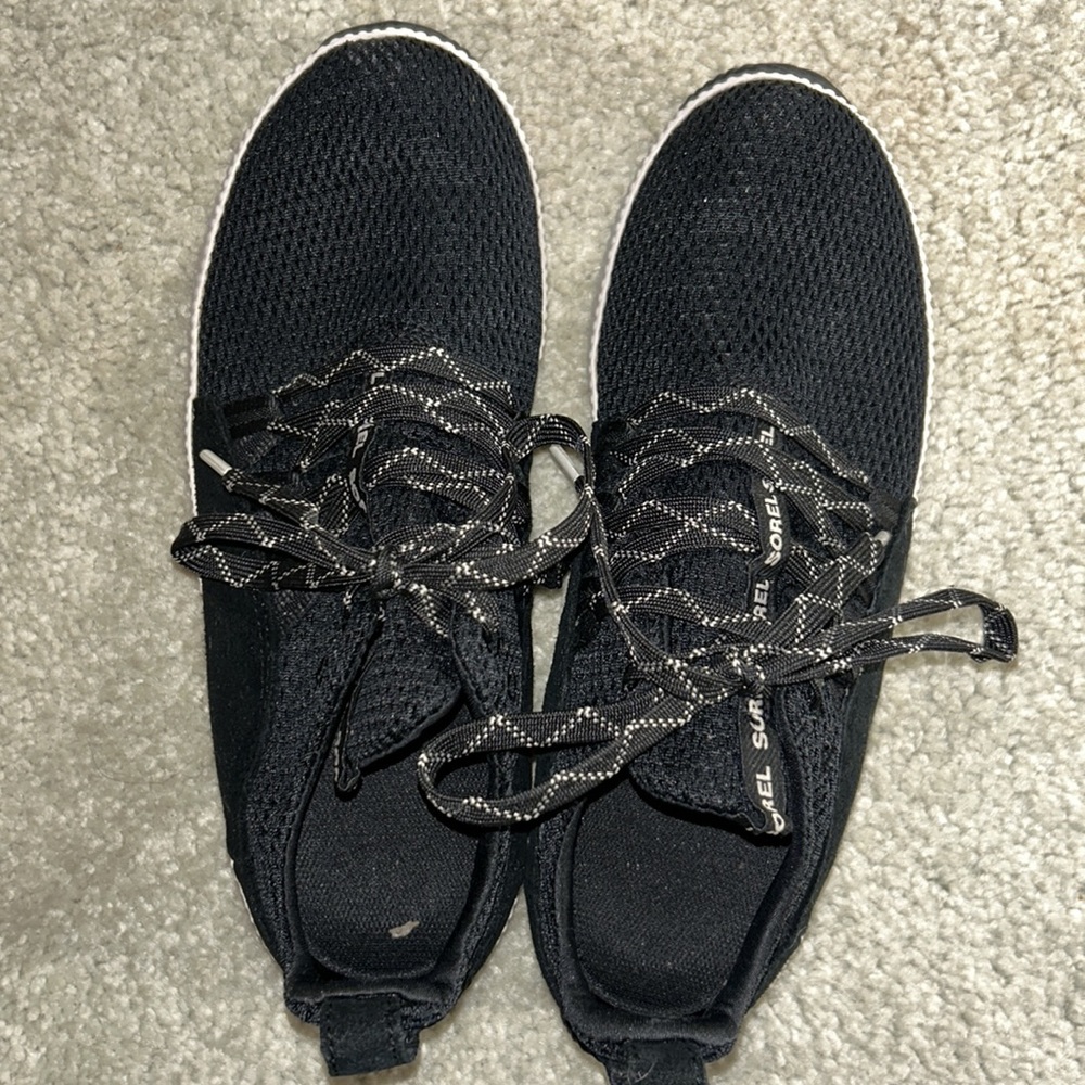 Sorel In and Out shoes! - Picture 5 of 7